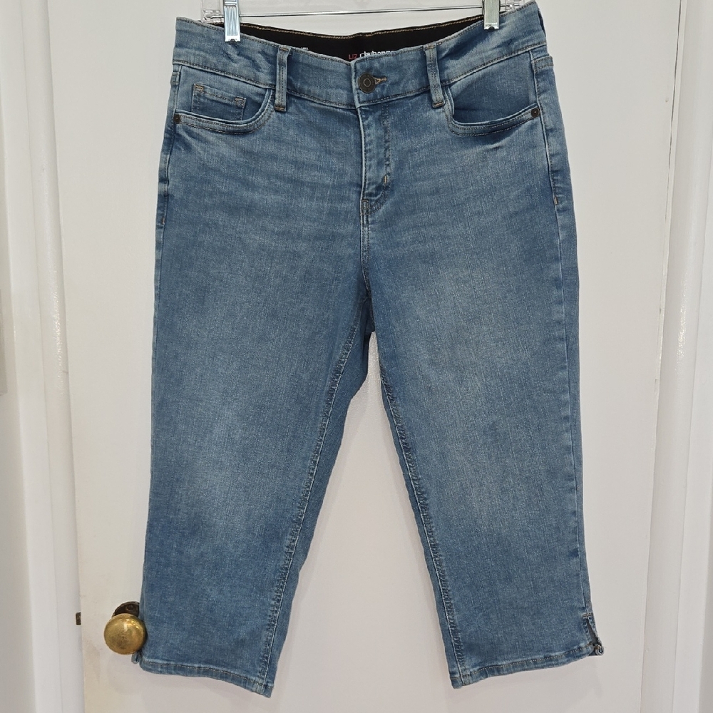 Liz Claiborne Sara Mid-Rise Light Wash Blue Capri Jeans Size 10P